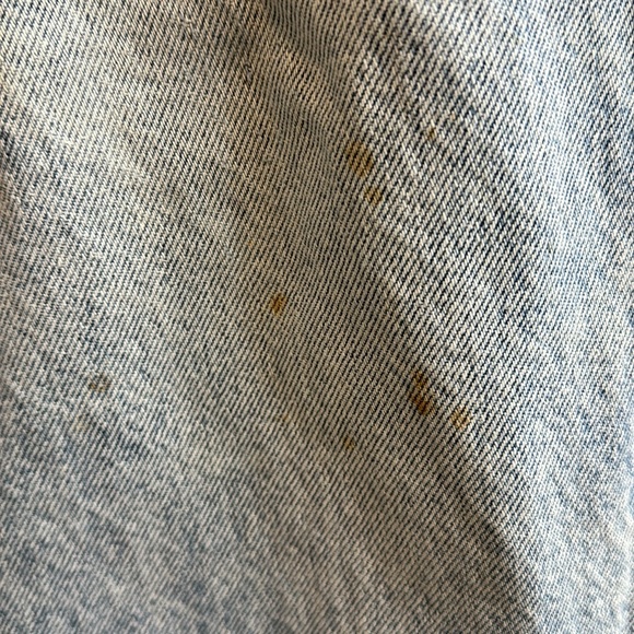 Mens's Rustler they do have a few stains, Would make a great pair of work jeans. - Picture 3 of 4